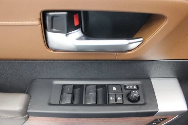 2024 Toyota Tundra 1794 Edition - 23077617 - 31