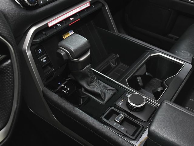 2024 Toyota Tundra Limited - 22992386 - 39