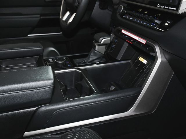 2024 Toyota Tundra Limited - 22992386 - 61