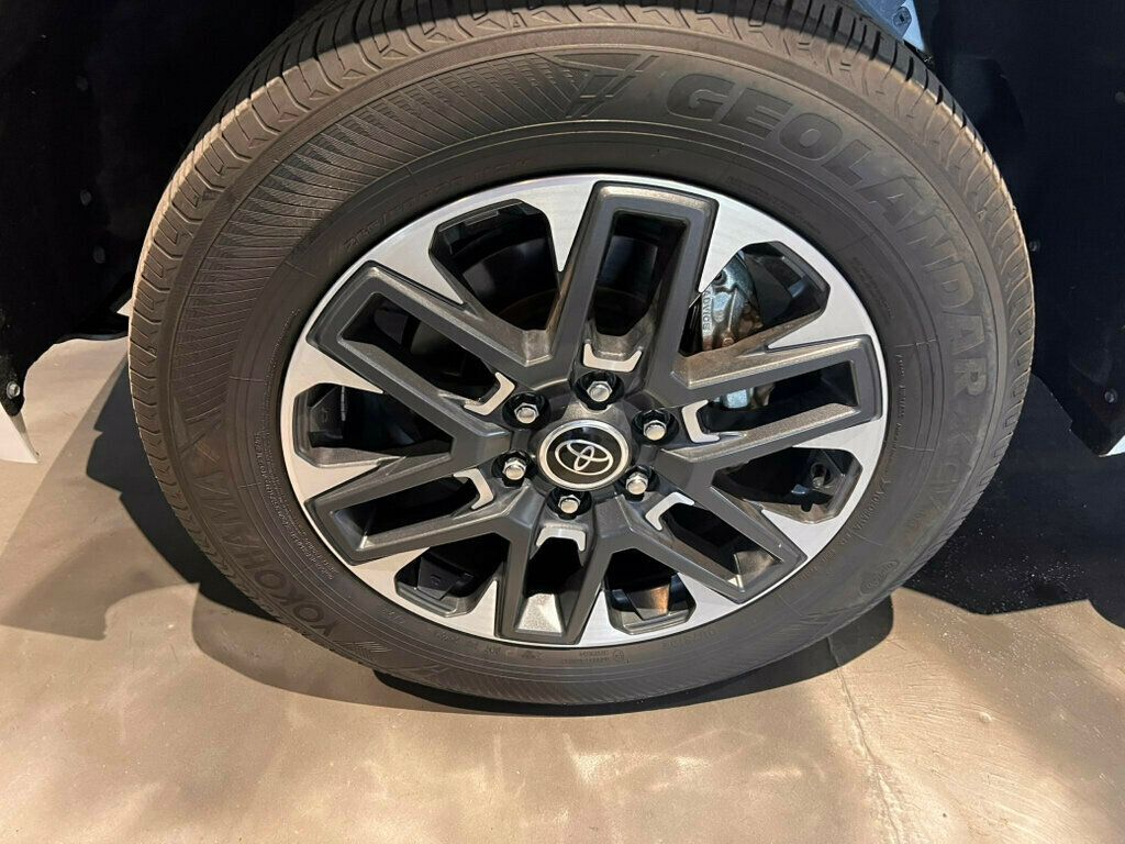 2024 Toyota Tundra 2WD Limited/PanoRoof/HtdSteerWheel/Htd&CldSeats/WirelessCharge/NAV - 22997670 - 9