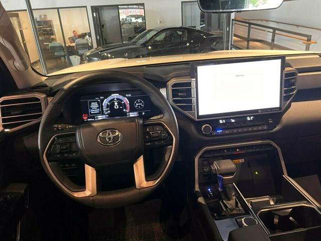2024 Toyota Tundra 2WD Limited/PanoRoof/HtdSteerWheel/Htd&CldSeats/WirelessCharge/NAV - 22997670 - 16