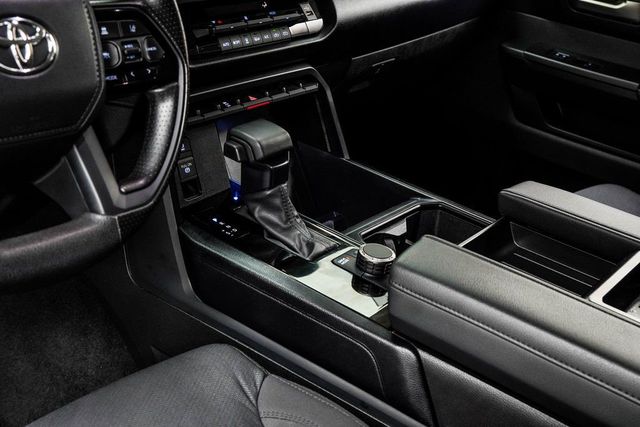 2024 Toyota Tundra 2WD SR5 CrewMax 5.5' Bed - 22986998 - 19