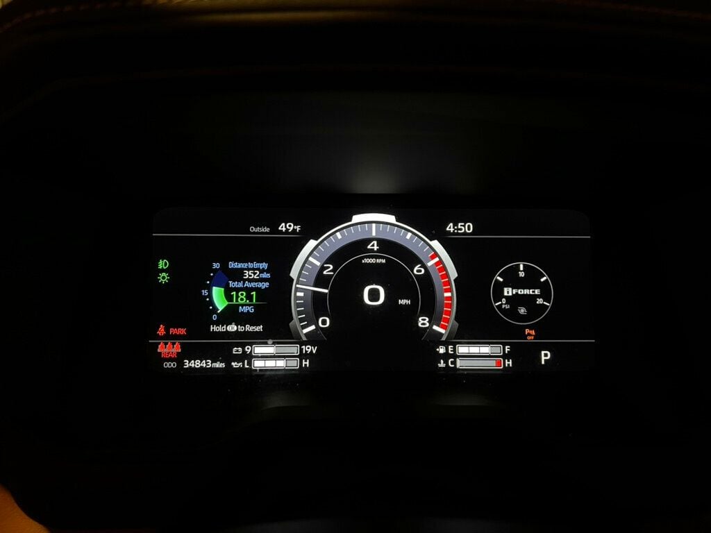 2024 Toyota Tundra 4WD 1794Edition/Htd&CldSeats/PanoRoof/HeadUpDisplay/HtdSteerWheel - 22948208 - 17