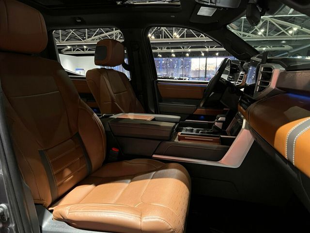 2024 Toyota Tundra 4WD 1794Edition/Htd&CldSeats/PanoRoof/HeadUpDisplay/HtdSteerWheel - 22948208 - 31