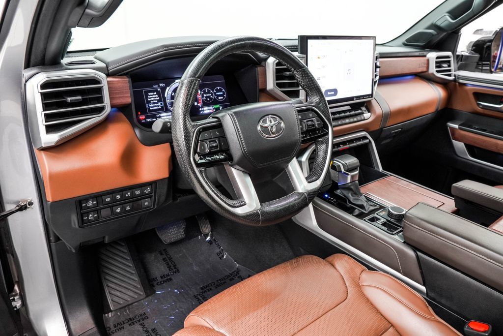 Toyota Tundra photo 20