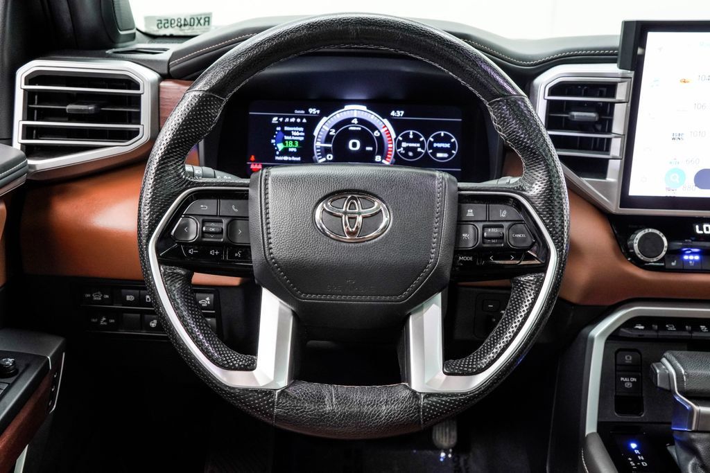 Toyota Tundra photo 23