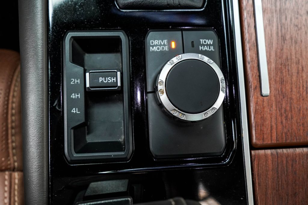 Toyota Tundra photo 25