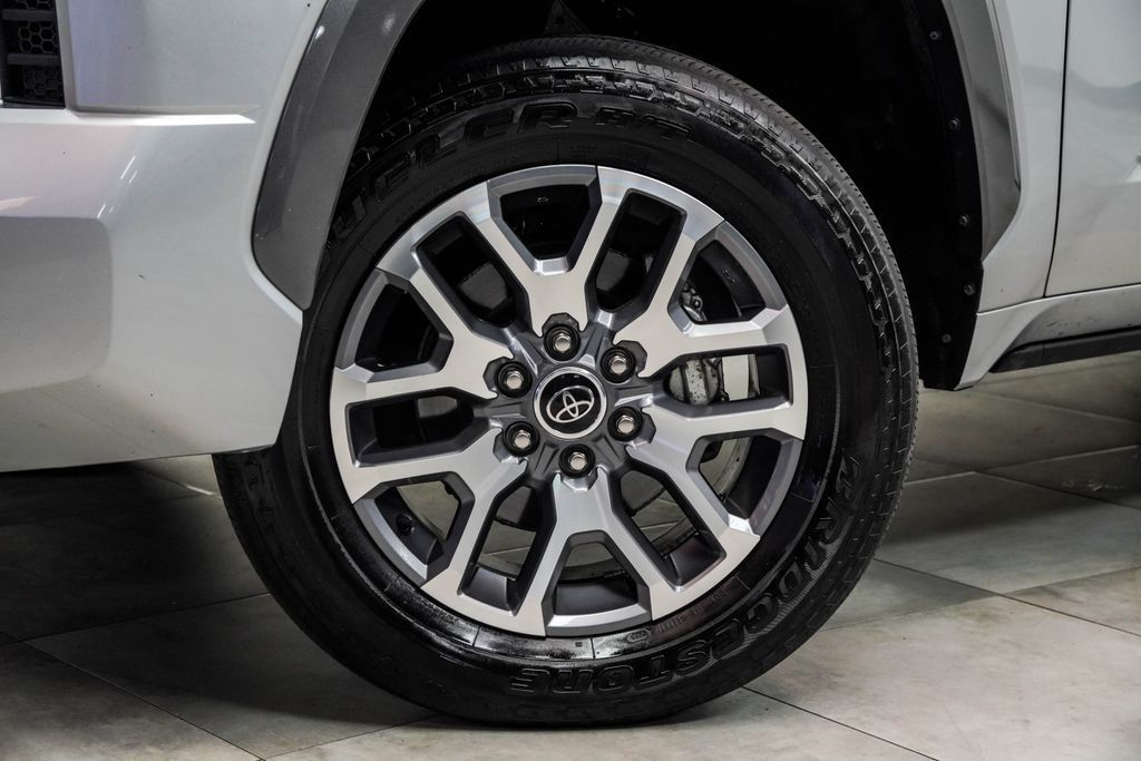Toyota Tundra photo 4