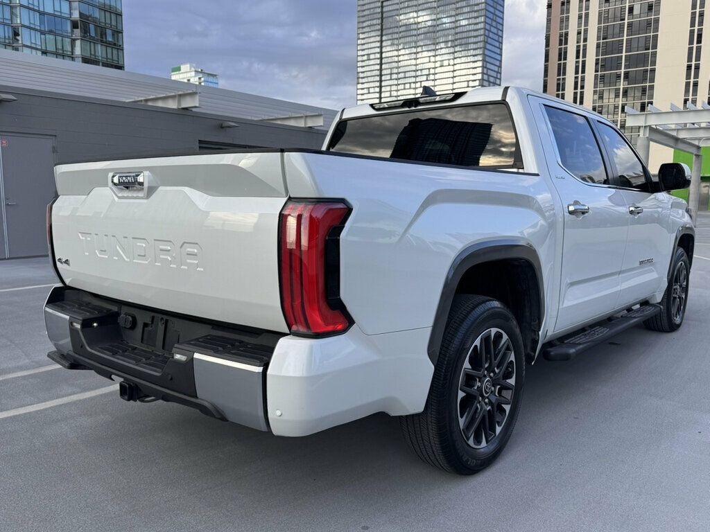 Toyota Tundra photo 11
