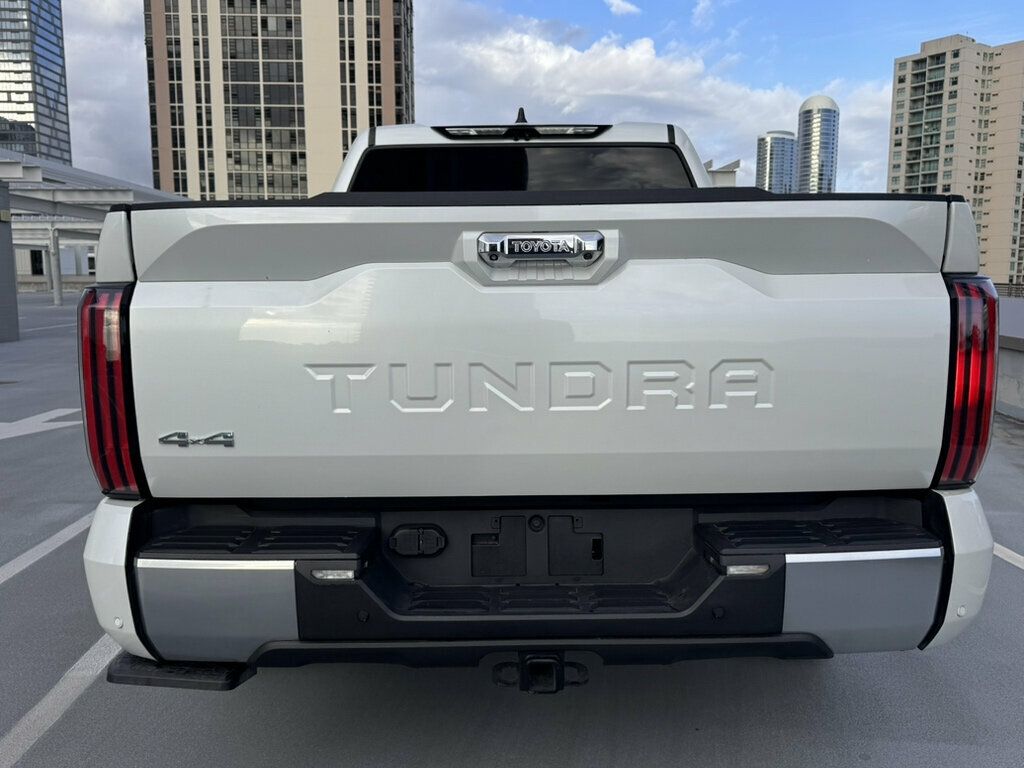 Toyota Tundra photo 16