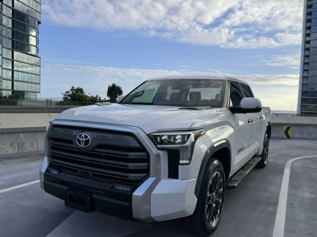 Toyota Tundra photo 6
