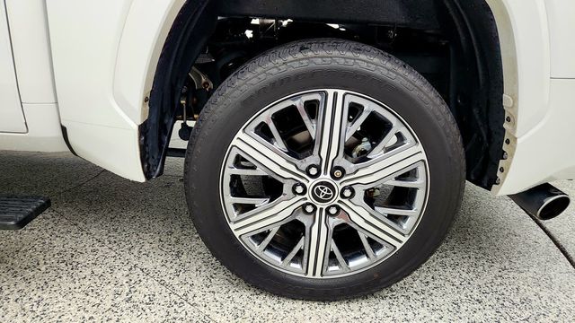 2024 Toyota Tundra 4WD Capstone Hybrid CrewMax 5.5' Bed w/ Non-Skid Bedliner - 23085006 - 8