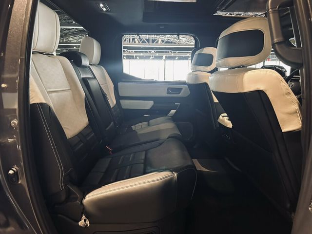 2024 Toyota Tundra 4WD Capstone/Hybrid/HeadUpDisplay/HTD&VentSeats - 23056800 - 19