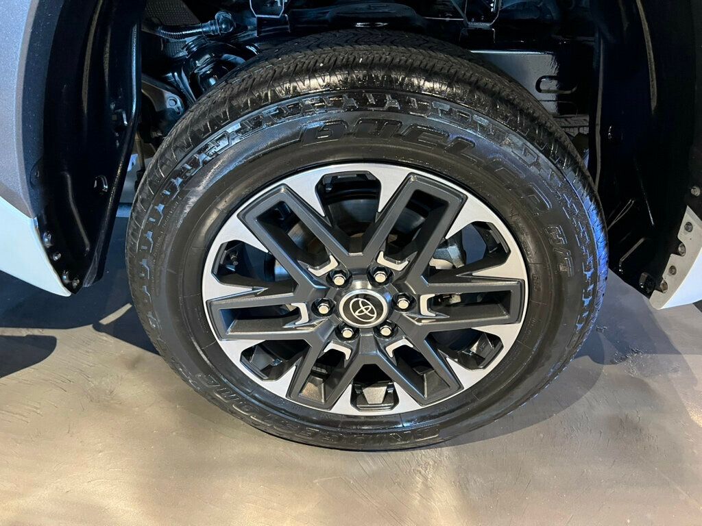 2024 Toyota Tundra 4WD Limited/4x4/PanoRoof/JBL PremAudio/Htd&CldSeats/HtdSteerWheel - 22942304 - 10