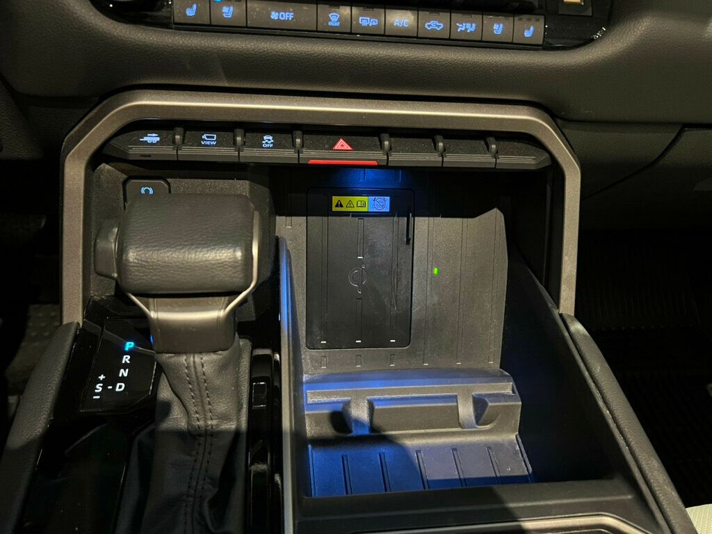 2024 Toyota Tundra 4WD Limited/4x4/PanoRoof/JBL PremAudio/Htd&CldSeats/HtdSteerWheel - 22942304 - 21