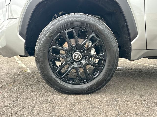 2024 Toyota Tundra 4WD Limited CrewMax 5.5' Bed - 23024035 - 11