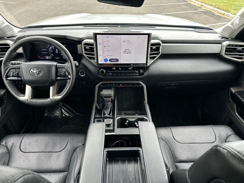 2024 Toyota Tundra 4WD Limited CrewMax 5.5' Bed - 23024035 - 13