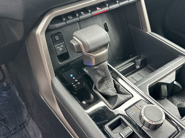 2024 Toyota Tundra 4WD Limited CrewMax 5.5' Bed - 23024035 - 18
