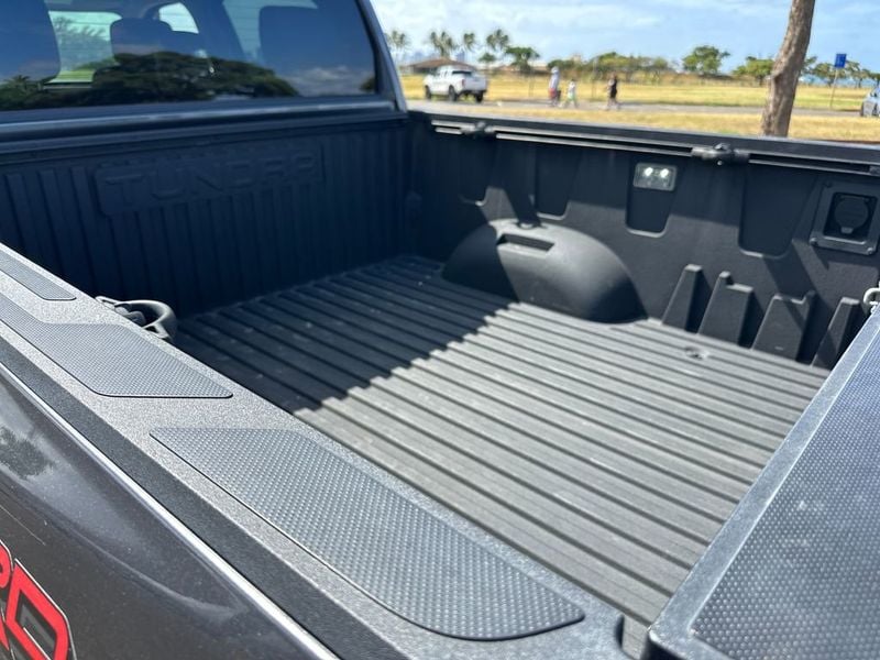 2024 Toyota Tundra 4WD Limited CrewMax 5.5' Bed - 23055335 - 21