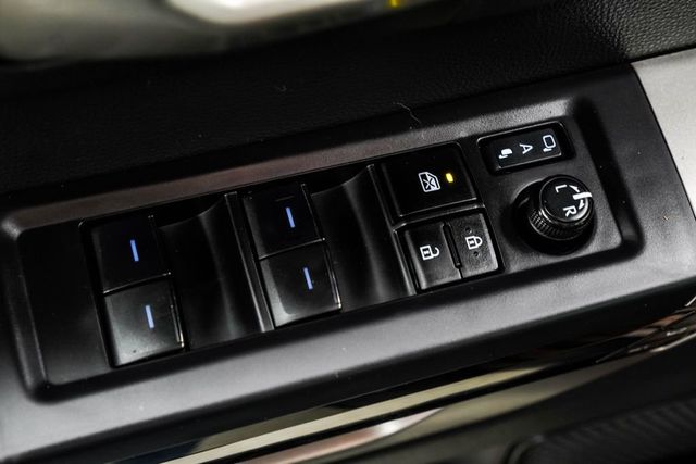 2024 Toyota Tundra 4WD Limited CrewMax 5.5' Bed - 22991379 - 44