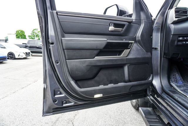 2024 Toyota Tundra 4WD Limited CrewMax 5.5' Bed - 23008266 - 19