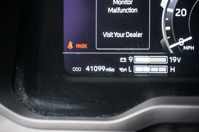 2024 Toyota Tundra 4WD Limited CrewMax 5.5' Bed - 23008266 - 31