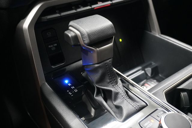 2024 Toyota Tundra 4WD Limited Hybrid CrewMax 5.5' Bed - 22939494 - 23