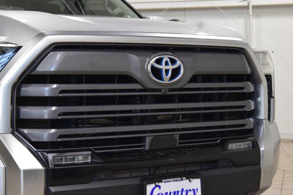 2024 Toyota Tundra 4WD Limited Hybrid CrewMax 5.5' Bed - 23029367 - 10