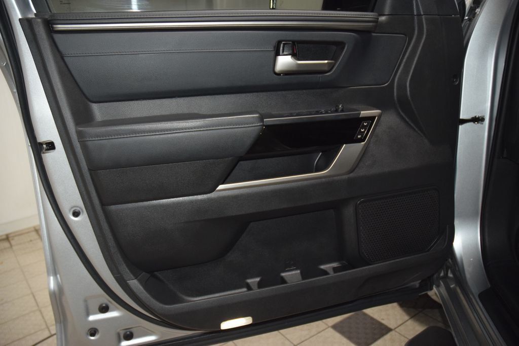 2024 Toyota Tundra 4WD Limited Hybrid CrewMax 5.5' Bed - 23029367 - 46