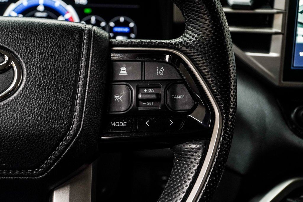 Toyota Tundra photo 33