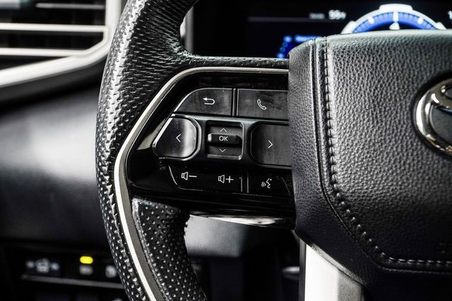 2024 Toyota Tundra 4WD Limited Hybrid CrewMax 5.5' Bed - 22981473 - 33