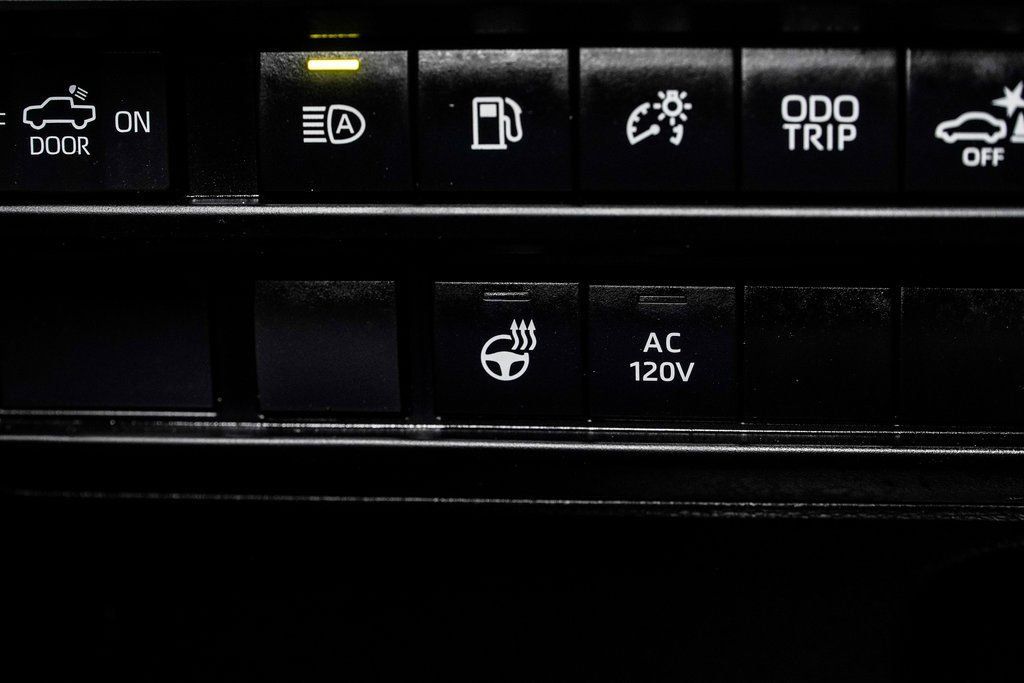 Toyota Tundra photo 35