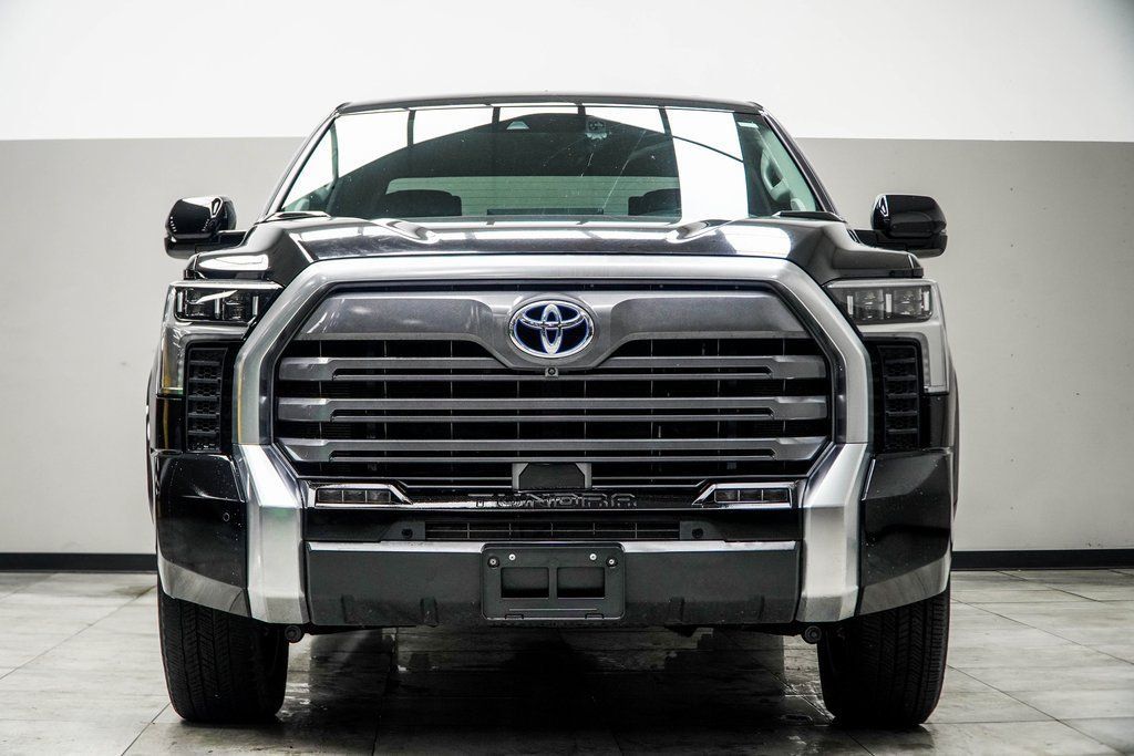 Toyota Tundra photo 7