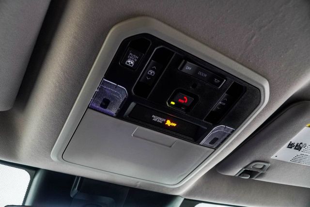 2024 Toyota Tundra 4WD Limited Hybrid CrewMax 5.5' Bed - 23038574 - 43