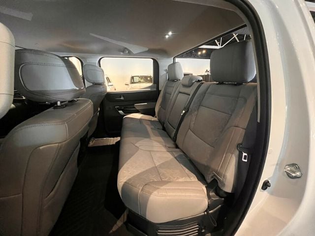 2024 Toyota Tundra 4WD Limited/Hybrid/Htd&CldSeats/AdapCruise/HtdSteerWheel/LaneKeep - 23000375 - 24
