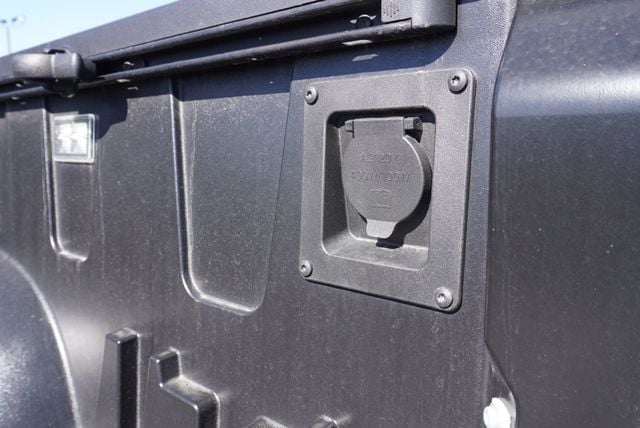 2024 Toyota Tundra 4WD PLATINUM - 22934710 - 11