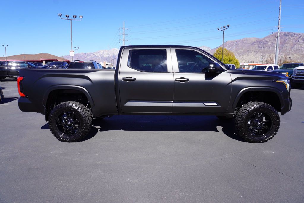 2024 Toyota Tundra 4WD PLATINUM - 22934710 - 13
