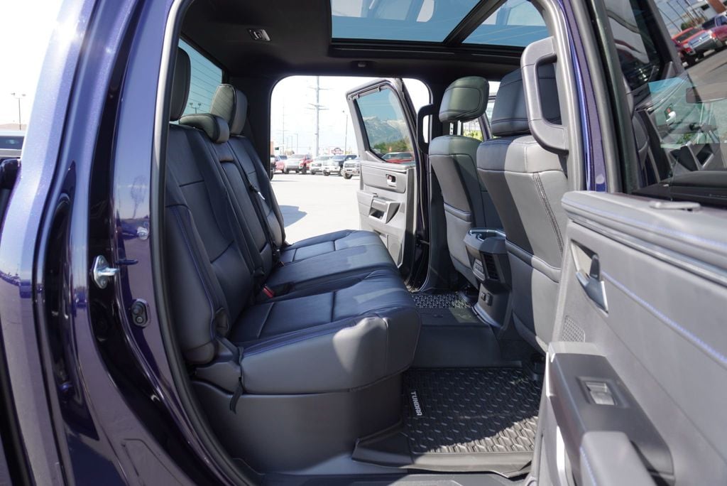 2024 Toyota Tundra 4WD PLATINUM - 22934710 - 24