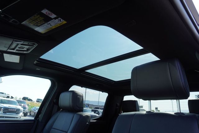 2024 Toyota Tundra 4WD PLATINUM - 22934710 - 40