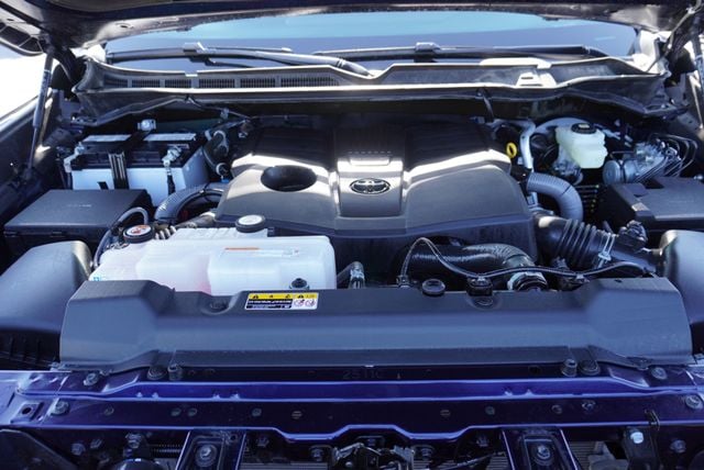 2024 Toyota Tundra 4WD PLATINUM - 22934710 - 44