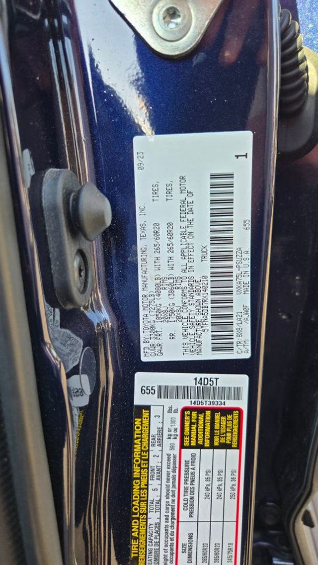 2024 Toyota Tundra 4WD PLATINUM - 23012216 - 29