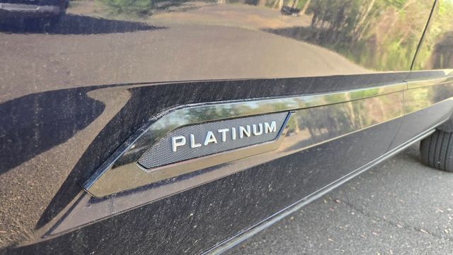 2024 Toyota Tundra 4WD PLATINUM - 23012216 - 8