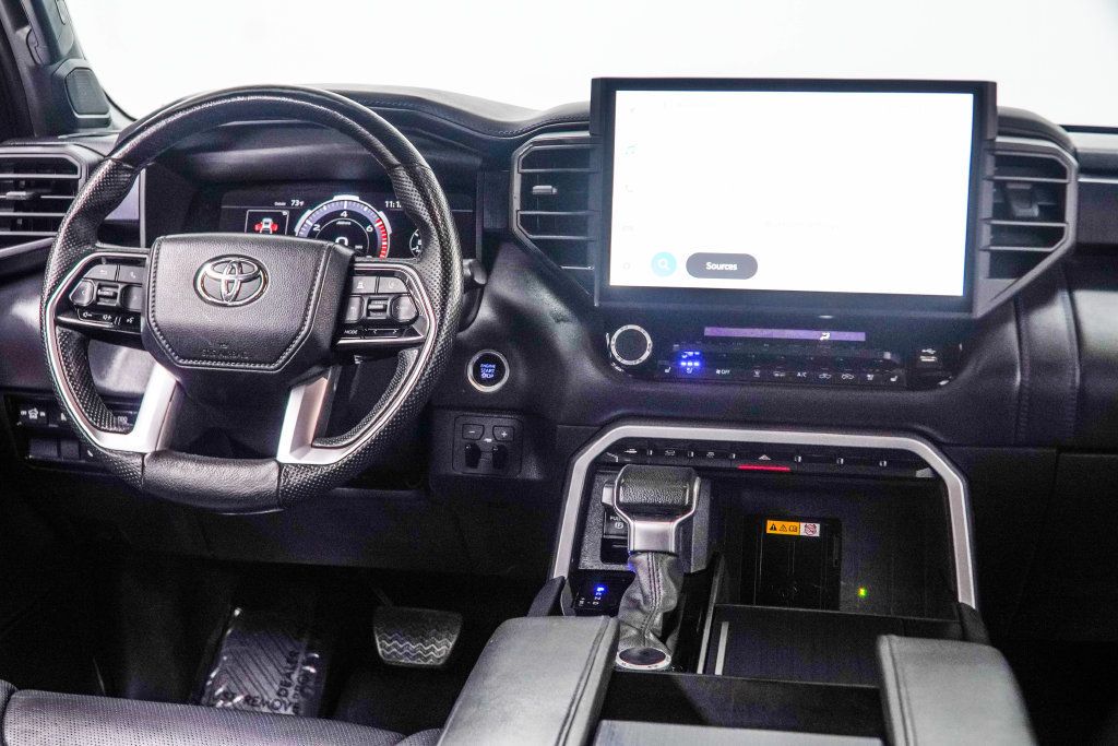 Toyota Tundra photo 17