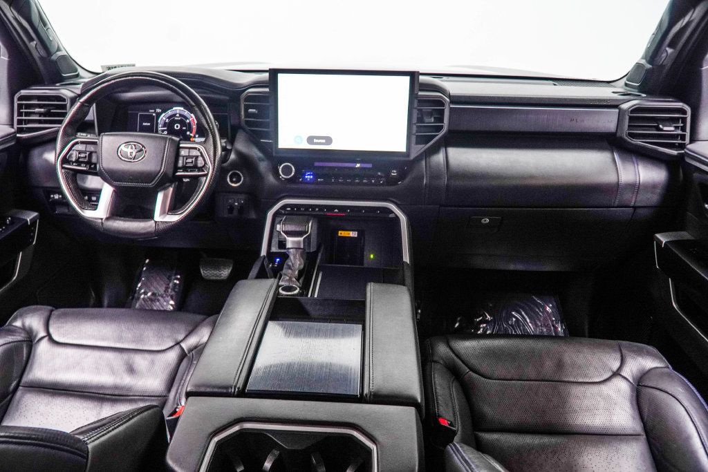 Toyota Tundra photo 19