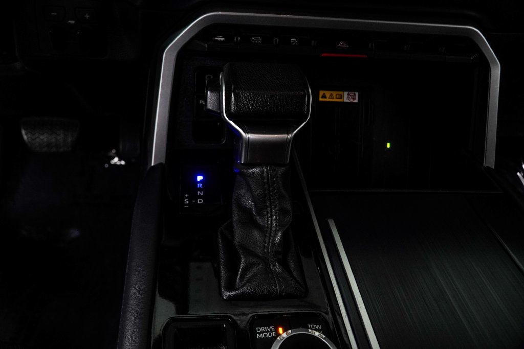 Toyota Tundra photo 23