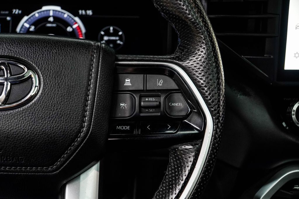 Toyota Tundra photo 30