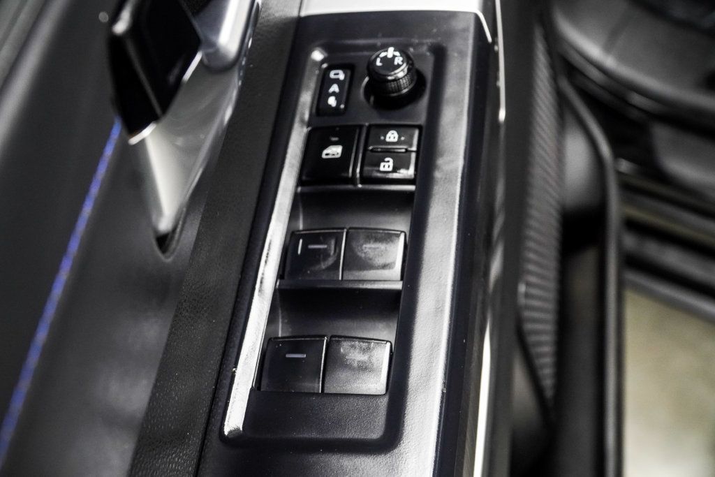 Toyota Tundra photo 36