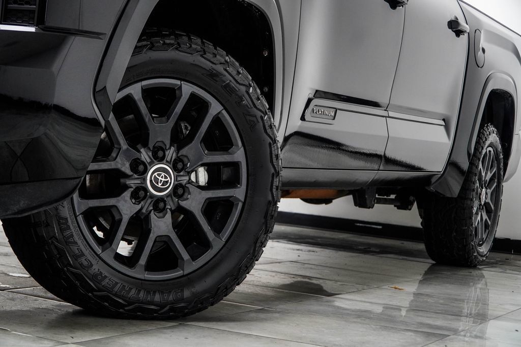 Toyota Tundra photo 4
