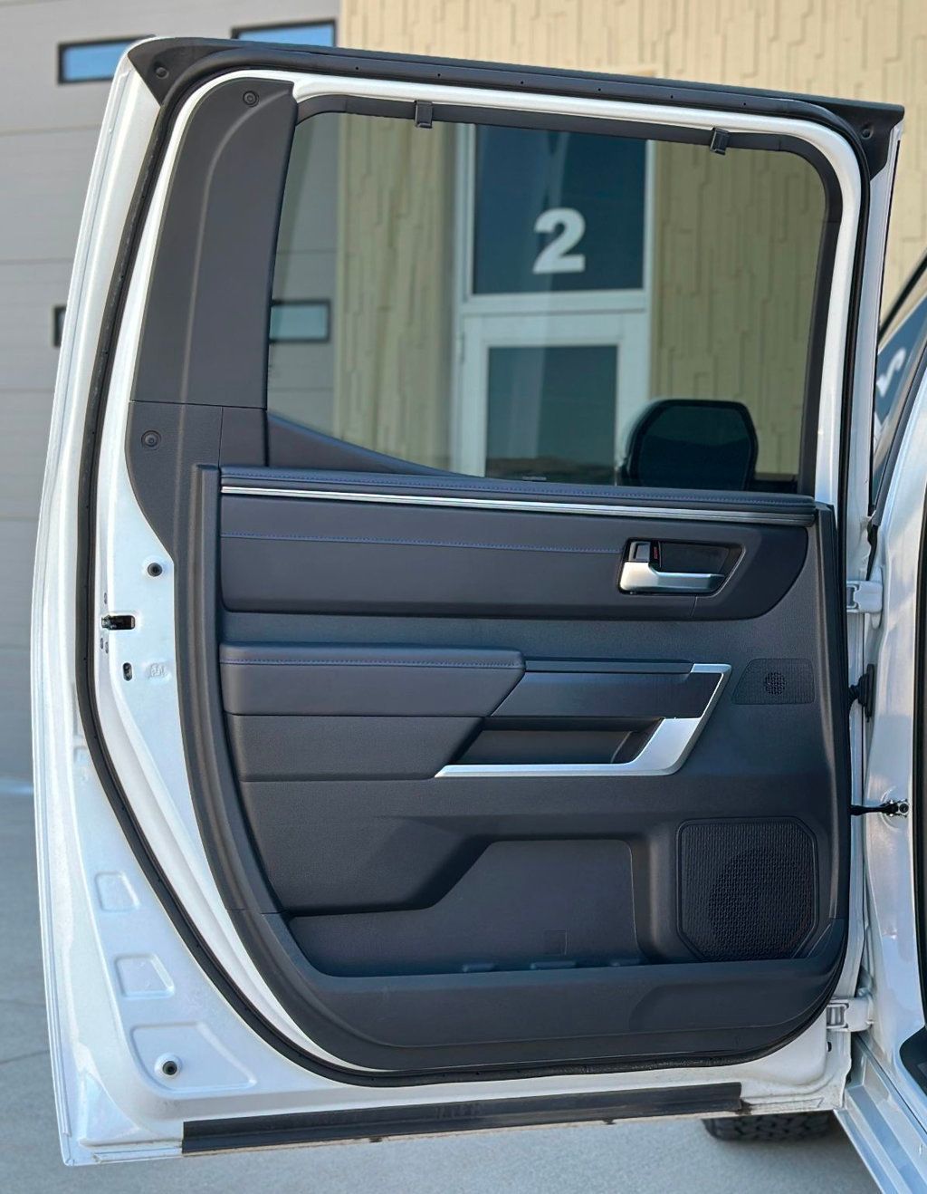 2024 Toyota Tundra 4WD Platinum Hybrid CrewMax 5.5' Bed - 22982840 - 11