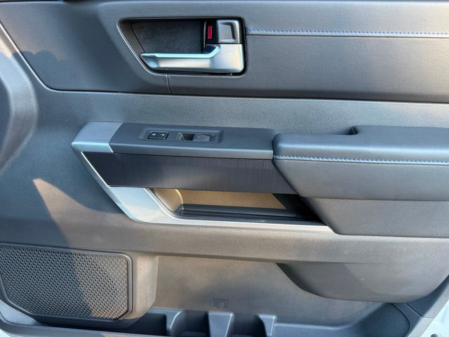 2024 Toyota Tundra 4WD Platinum Hybrid CrewMax 5.5' Bed - 22934932 - 44